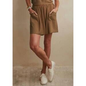 NEW OYUN linen shorts in moss